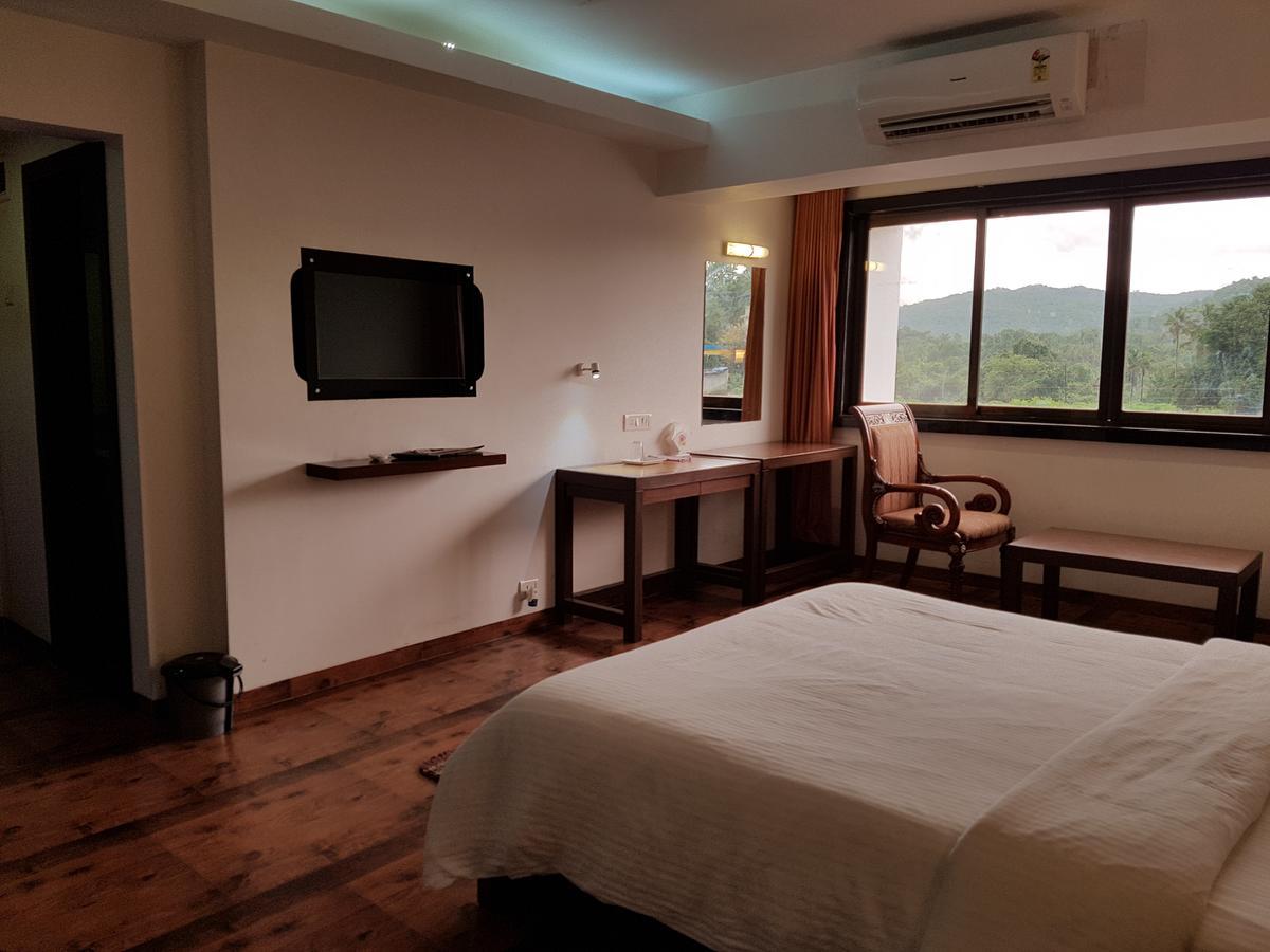 Bisu Hotel & Resorts Khed (Ratnagiri) Exterior foto